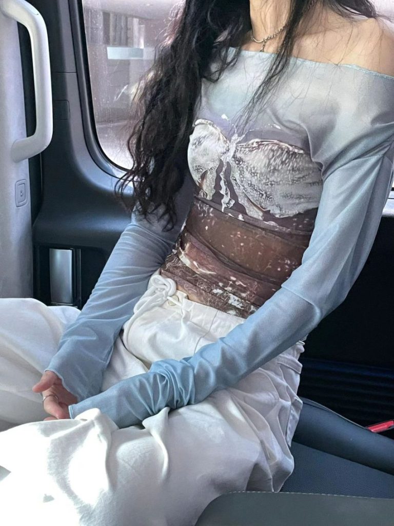 Sweet Corset Print Off-Shoulder Top