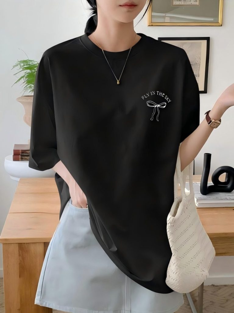 Oversized Bow Graphic Tee