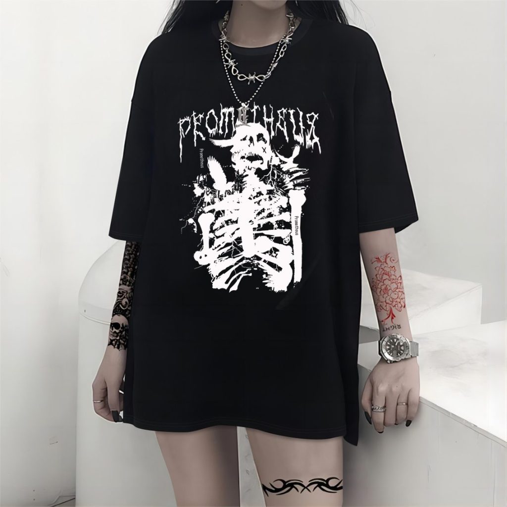 Gray Skull Print Square Tee