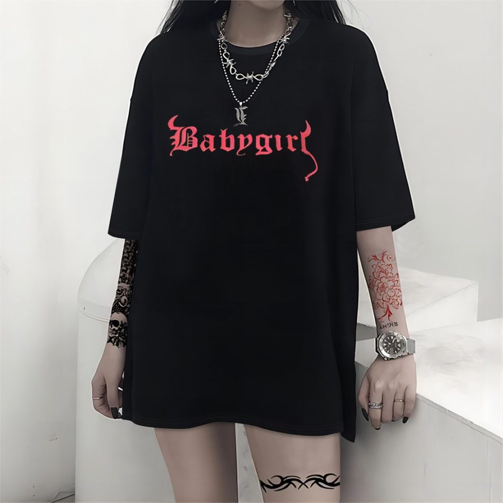 Red Skull Print Crew Tee