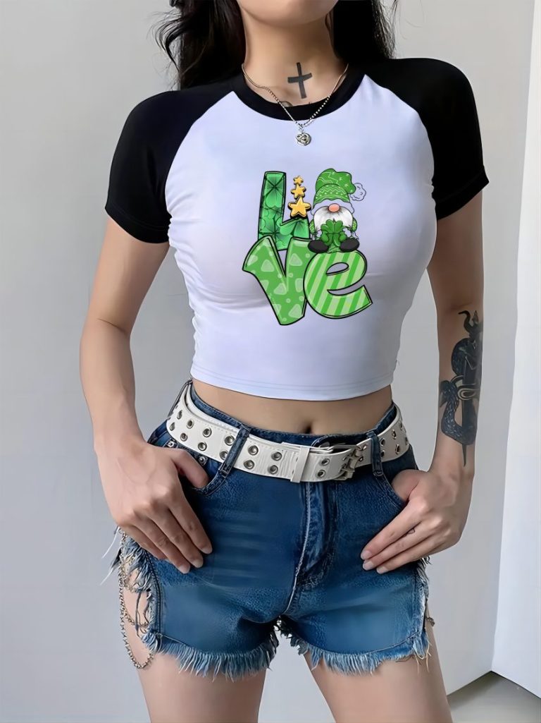 Green Heart Print V-Neck Tee