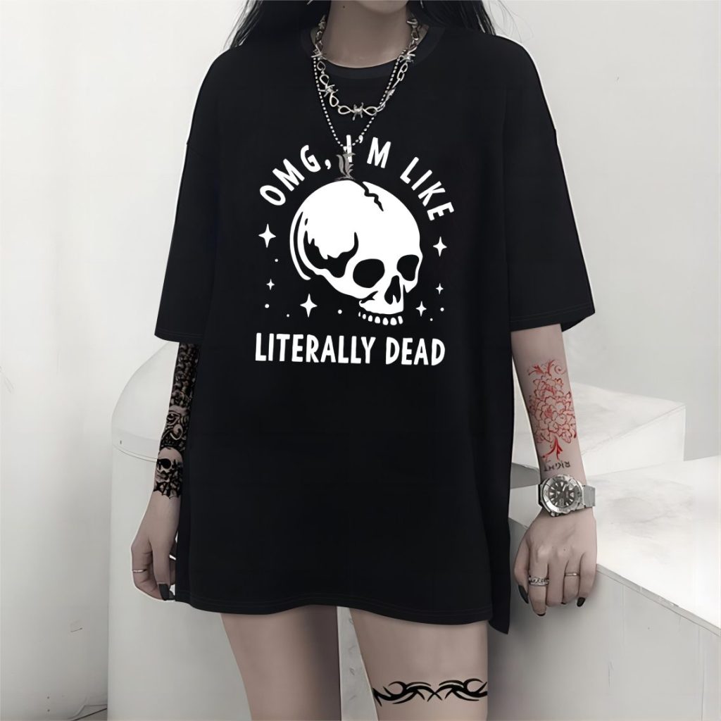 Gray Skull Print Collared Tee