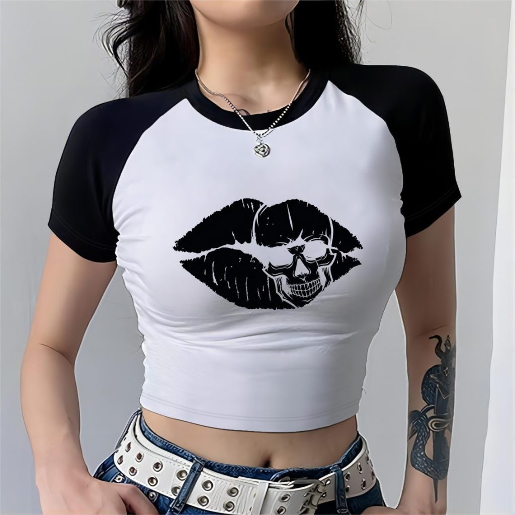 White Heart Print Collared Tee