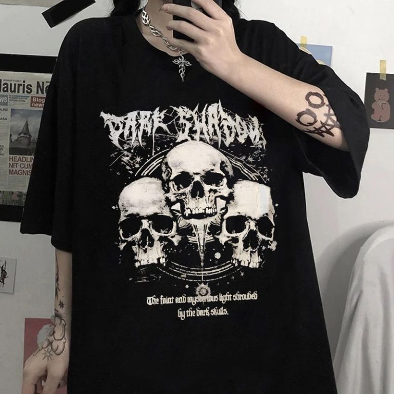 Skull Print Hooded Tee
