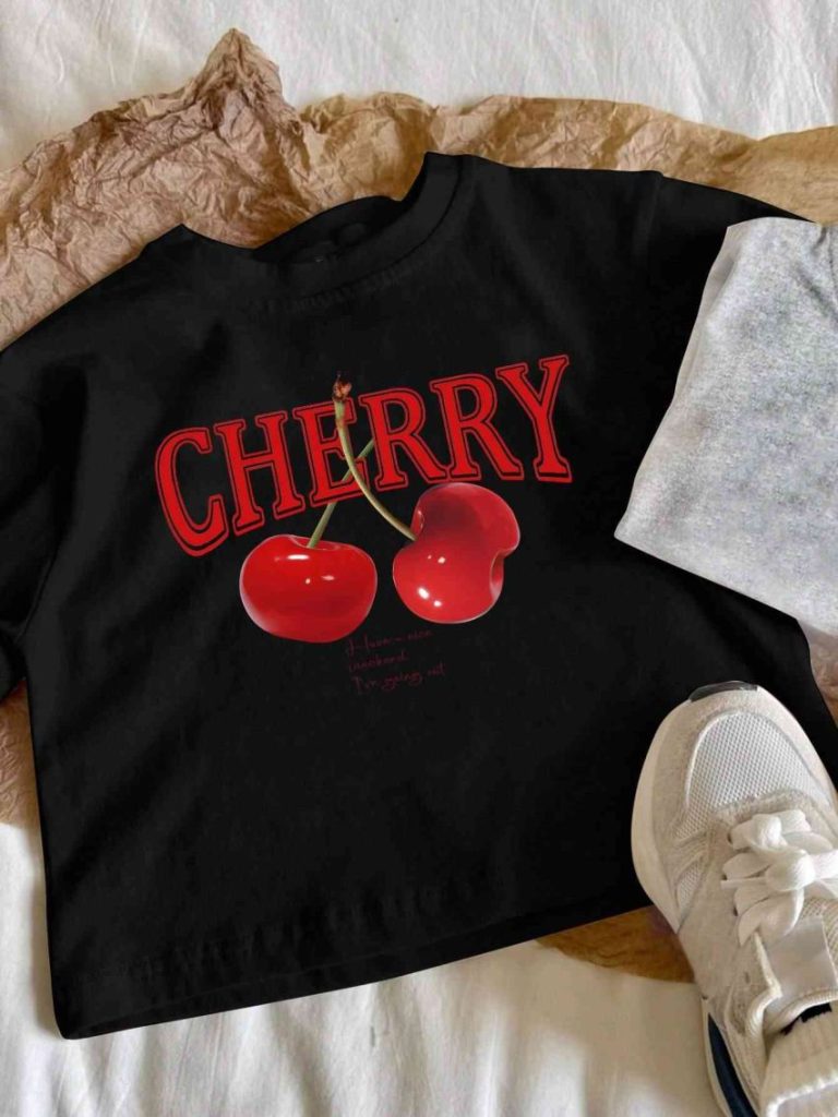 Red Heart Print Crew Tee