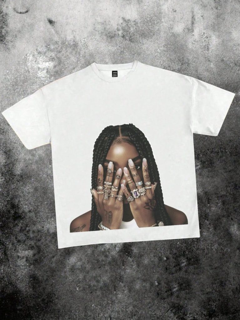 Rings Face Graphic Tee