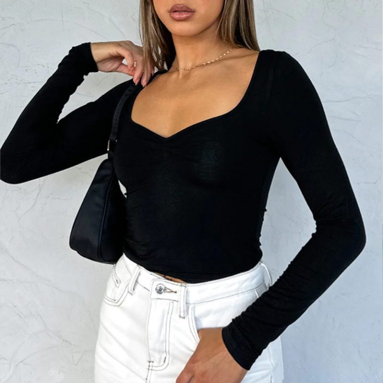 Black Sweetheart Long-Sleeve Top