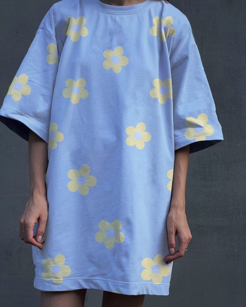 Blue Daisy Print Oversized Tee